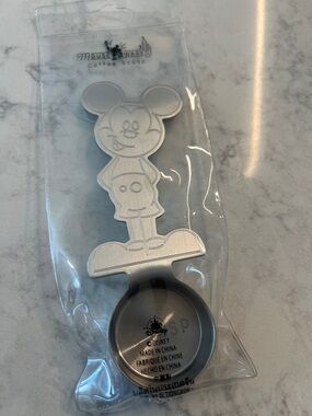 Disney Mickey Mouse coffee scooper 2 tbsp NEW unused